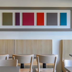 B&B HOTEL Nîmes Ville Active, parking sécurisé gratuit